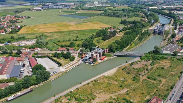 VISITE GUIDÉE | Ascenseur à bateaux, canal de Neuffossé et écluse des Fontinettes