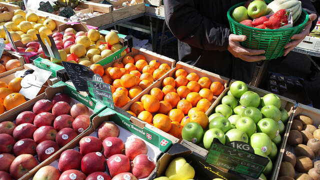 Marché du jeudi de Valence - Place des Clercs