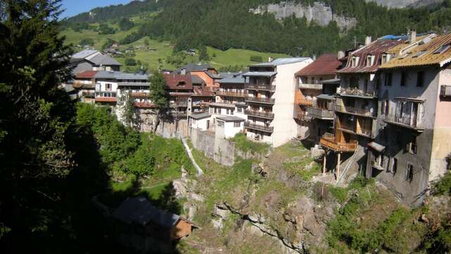 Maisons suspendues - Panorama