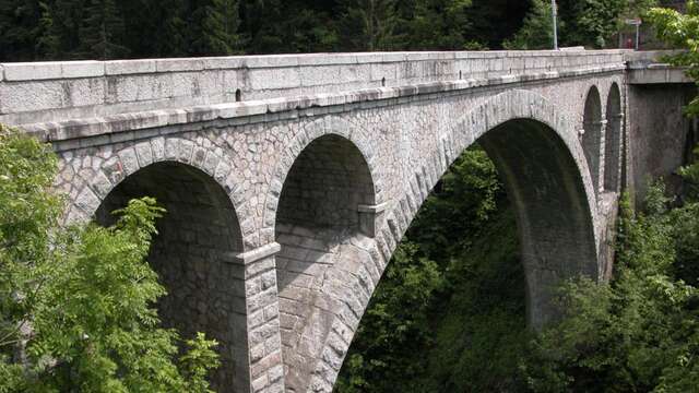 Pont des Abymes