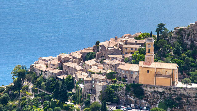 Parking de l'Oppidum du Col d'Eze