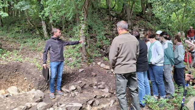 Visite commentée : À la recherche du Castrum Thigernum - Journées départementales de l'Archéologie