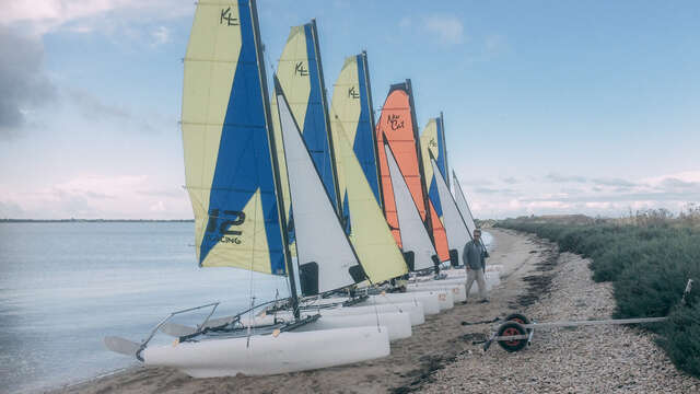 Cours de catamaran enfant par Ile de Ré Voile à Loix