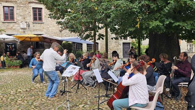 Flâneries de Pérouges : concert