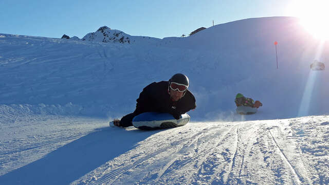 Randonnée raquettes et descente en Airboard