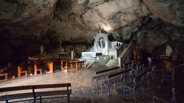 Grotte de Sainte Marie Madeleine