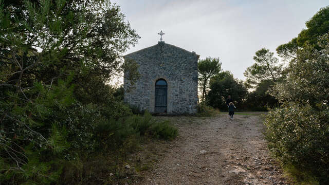 Idée balade : L'eau des fontaines et Chapelle Sainte-Croix