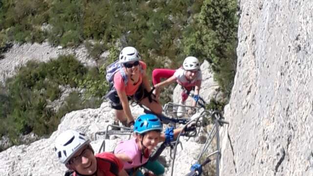 Via ferrata de la grande fistoire - Salamandre Escalade