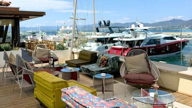 Saint-Tropez Lounge Club