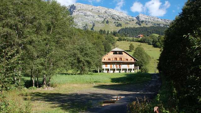 Les Cyclamens : Massive accommodation for group
