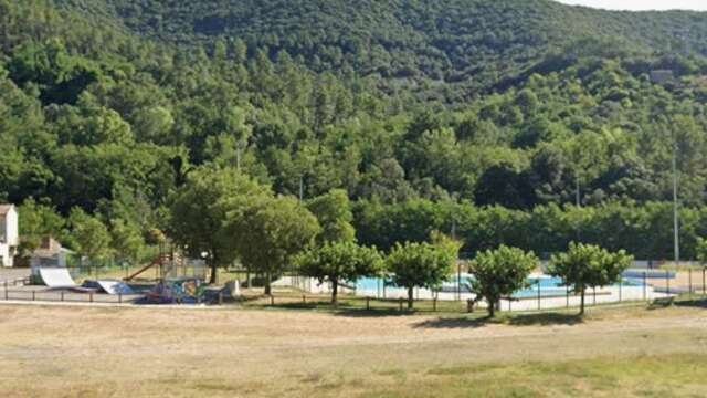 Piscine d'été du Martinet
