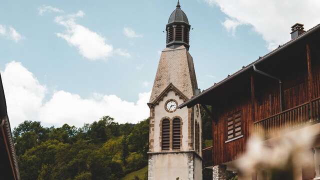 L'église Saint Pierre de Manigod