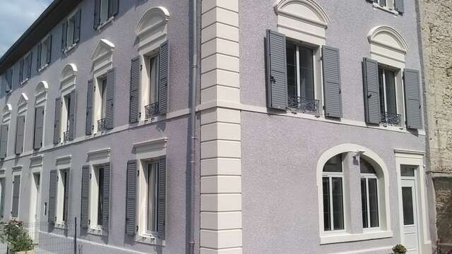 Zwei Schritte vom Rhéby entfernt