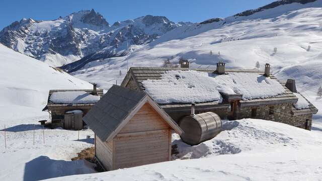 Refuge du pic du mas de la Grave en raquettes depuis le Chazelet