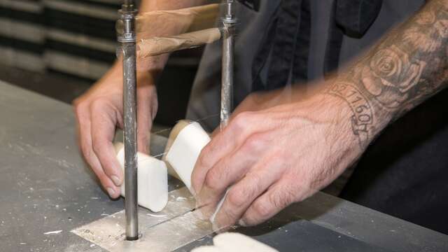 Besuch einer Werkstatt zur Herstellung von Seife und Kosmetika aus Eselsmilch "Loix & Savons".