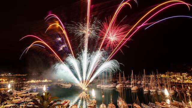 Feu d'artifice de la nouvelle année | Noël à Sanary 2024