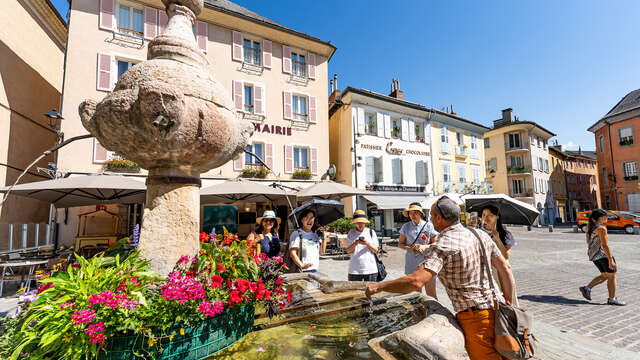 Guided tour: Embrun, "Nice of the Alps".