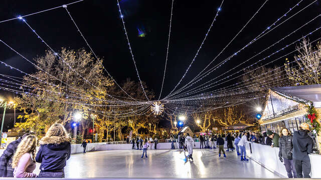 Patinoire à ciel ouvert