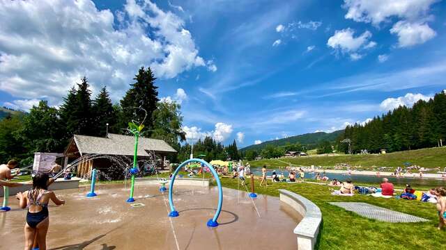 Recreation area and swimming lake of Schools