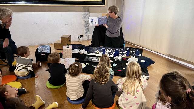 Lecture animée - Qui habite dans le château ?