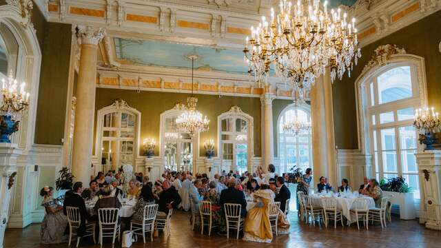 Le Dîner de l'Empereur