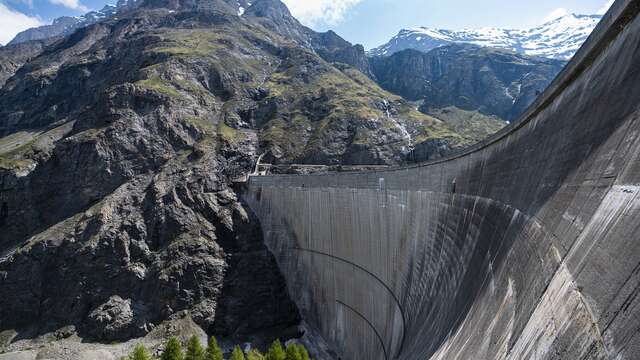 Visite du barrage de Mauvoisin