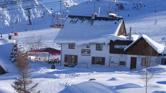 Les Cigales - Gîte de groupe 28 personnes