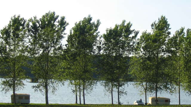 Pontremble fishing pond