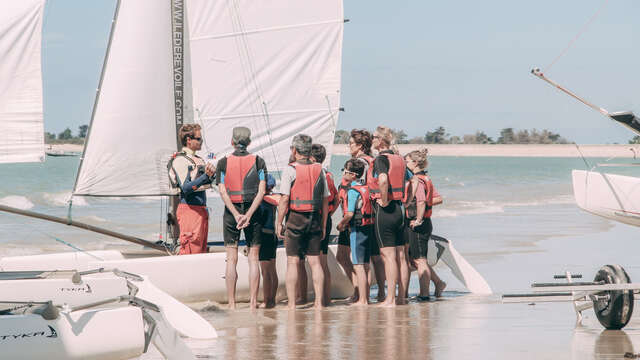 Cours de catamarans et planche à voile ado/adultes/famille par Ile de Ré Voile à Loix