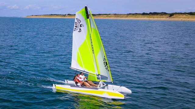 Iziboat, la voile facile, activité nautique pour tout public sans formation