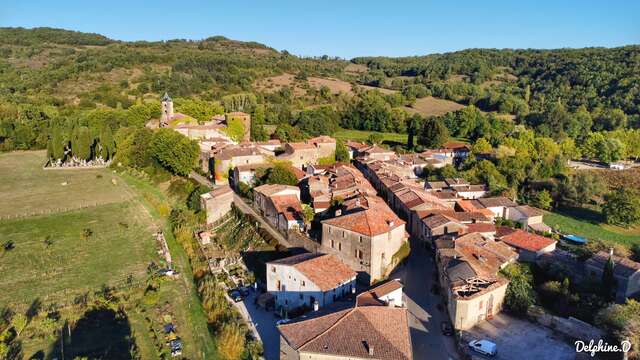 Le village de Camon