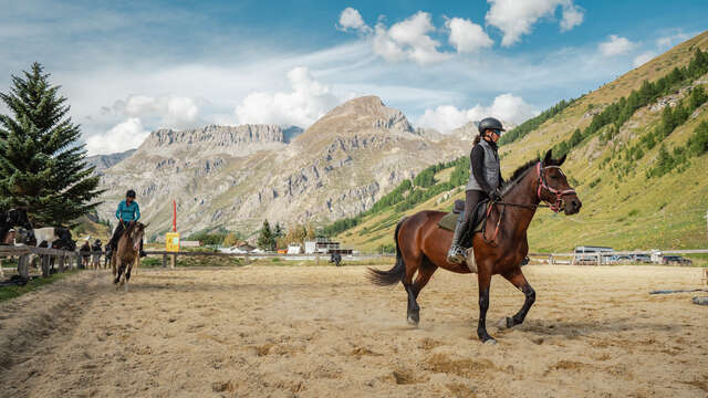 Scuola di equitazione e pony club