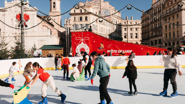 Patinoire et piste de luge