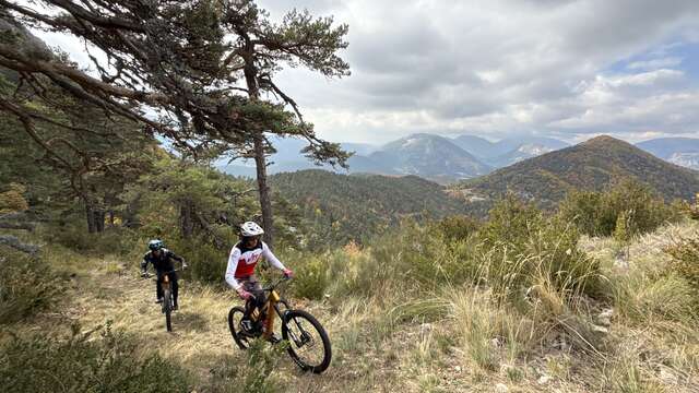 Circuit VTTAE N°36: le Tracastel express