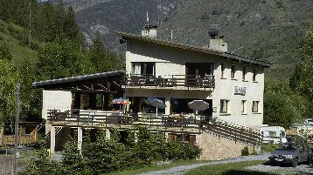 Bar Chez Pilou au pied des pistes