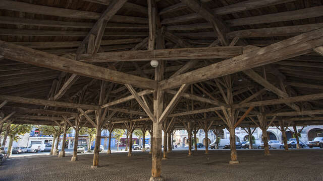 Bastide of Beaumont de Lomagne