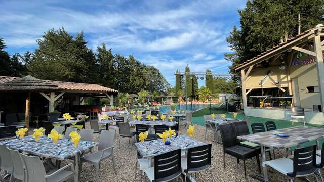 Restaurant du Camping La Vallée de Taradeau