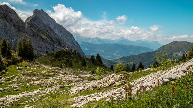 Itinéraire pédestre : rando'bus Samoëns - Cirque du Fer à Cheval par le Refuge de Bostan