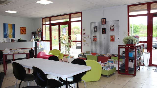 Médiathèque de Cazaubon