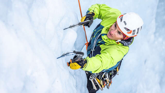 Cascade de Glace avec le Bureau des Guides de La Grave