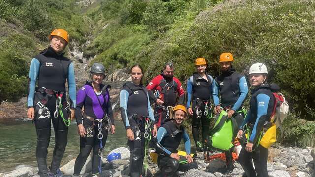 Canyoning avec Montcalm Aventure