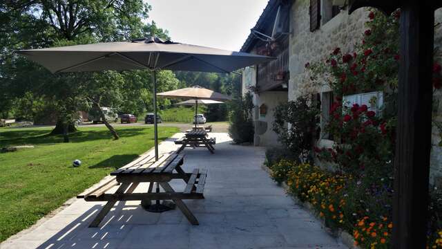 Auberge de la Grange des Plans