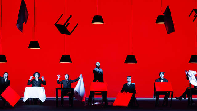 Théâtre : "Pessoa, Since I've been me" - Robert Wilson