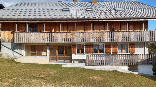 Appartement dans chalet Les Boutons d'Or n°3 - 40m² - 1 chambre - Benand Marie-Josèphe