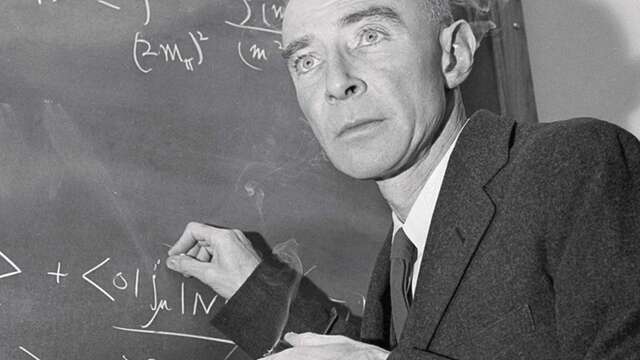 Robert Oppenheimer : Père de la bombe atomique