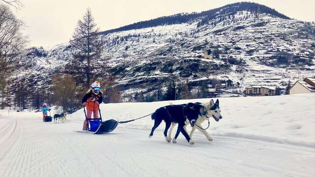 Ecole de conduite de traineau pour enfants