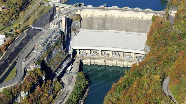 Barrage-centrale de Génissiat
