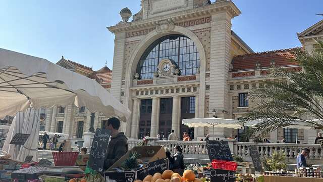 Gourmet visit to the Libération market - Nice