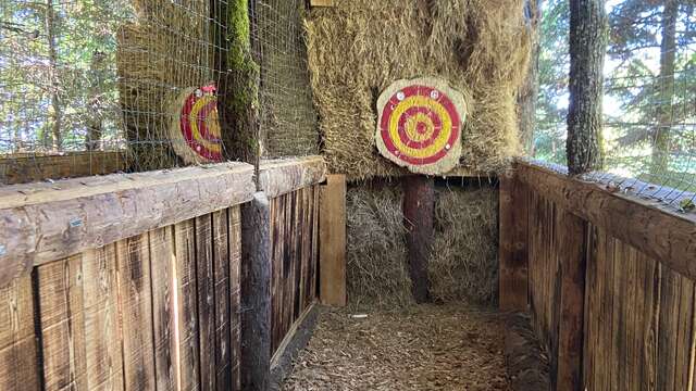 Axe Throwing - Cabanes du Salève