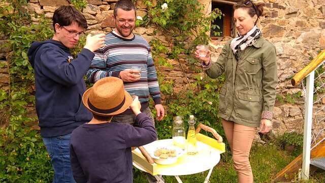 Eco-tours « Balade autosuffisance et gestes du sourciers »